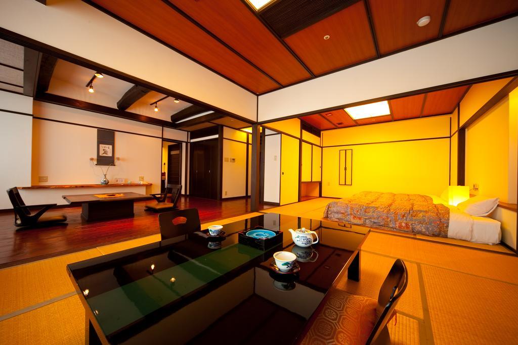 Hotel Sansuikan Beppu Cameră foto